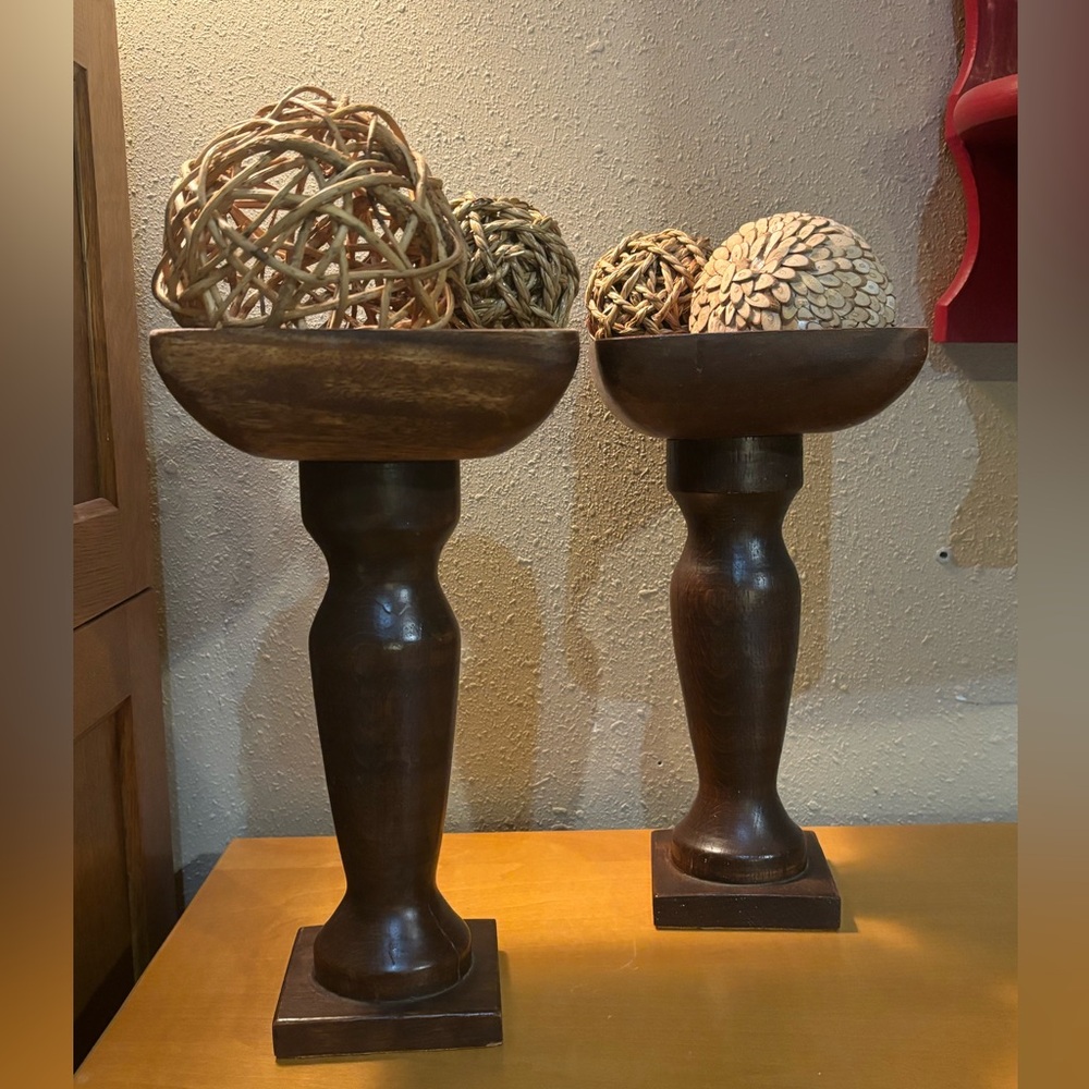 Pedestal Display Trays